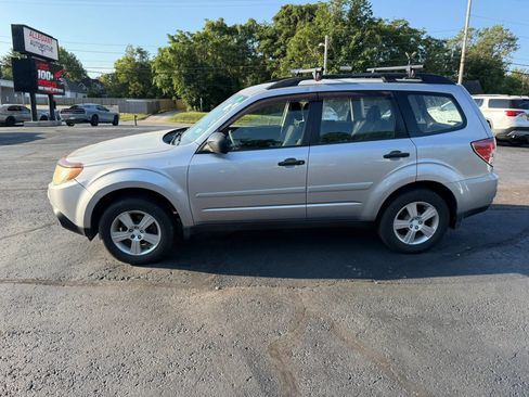 Used 2012 Subaru Forester 2.5X w/ Alloy Wheel Pkg AWD/4WD image 4