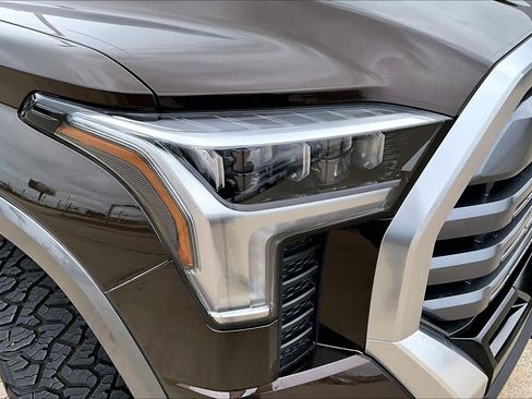 Used 2023 Toyota Tundra Limited image 27