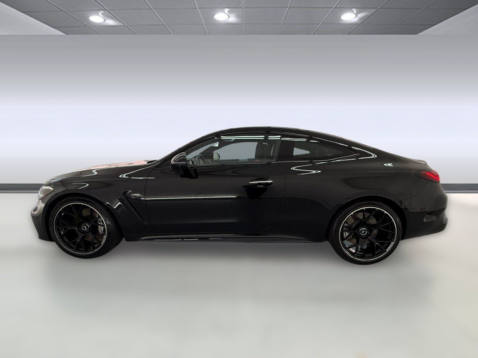 Used 2025 Mercedes-Benz CLE 53 AMG 4MATIC Coupe image 2