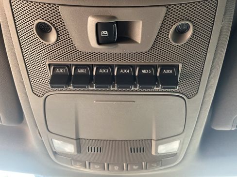 Used 2017 Ford F250 Lariat w/ Lariat Value Package AWD/4WD image 28