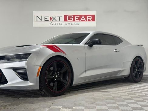 Used 2016 Chevrolet Camaro SS RWD image 6
