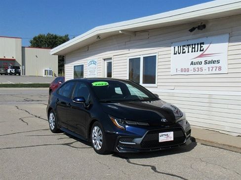 Used 2022 Toyota Corolla SE image 4