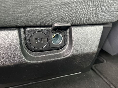 Used 2025 Ford F350 XLT image 21