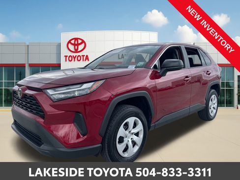 Used 2025 Toyota RAV4 LE image 1