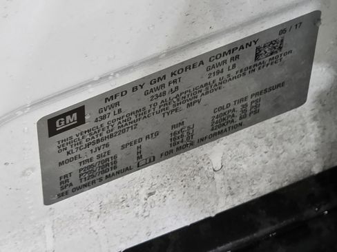 Used 2017 Chevrolet Trax LT w/ LT Convenience Package image 22