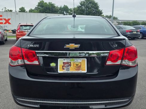 Used 2016 Chevrolet Cruze LT FWD image 6