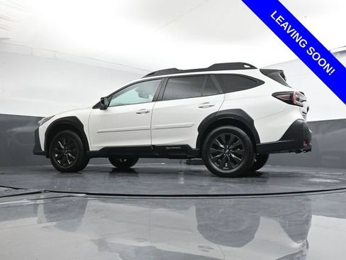 Used 2025 Subaru Outback Onyx Edition XT AWD/4WD image 27