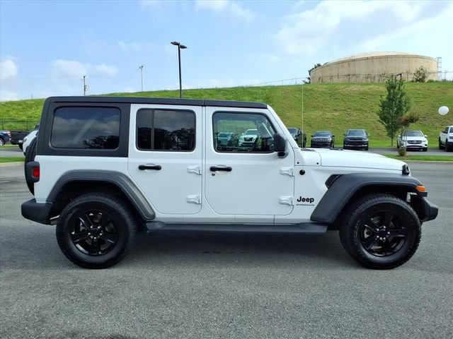 Used 2023 Jeep Wrangler Unlimited Sport AWD/4WD image 3