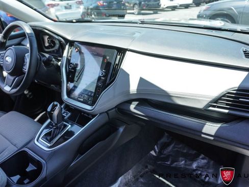 Used 2025 Subaru Outback Premium w/ Popular Package #1A AWD/4WD image 45