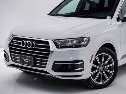 Used 2019 Audi Q7 3.0T Prestige w/ Prestige Package image 4