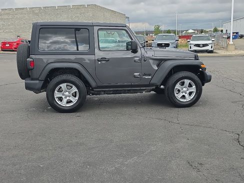 Used 2021 Jeep Wrangler Sport AWD/4WD image 8