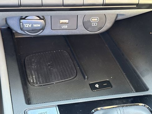 Certified 2025 Hyundai Elantra Sport image 25