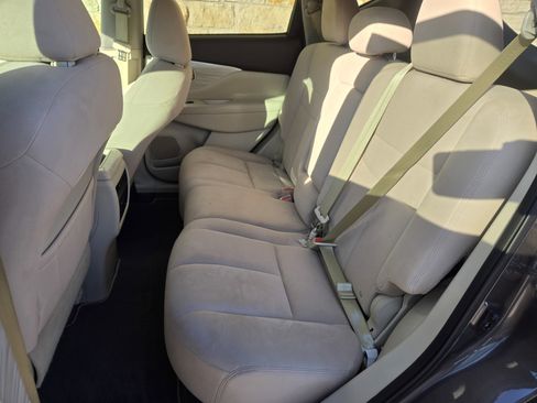 Used 2016 Nissan Murano S w/ Navigation Package image 7