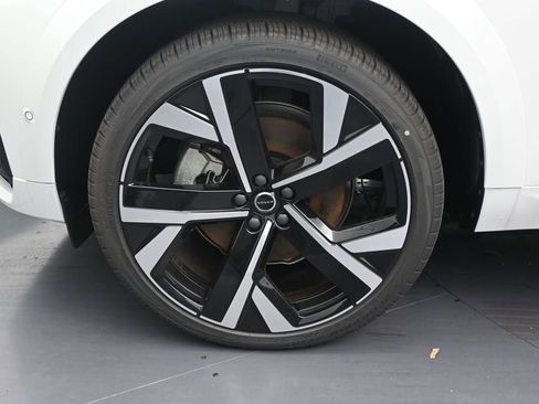 New 2026 Volvo XC60 T8 Ultra AWD/4WD image 9