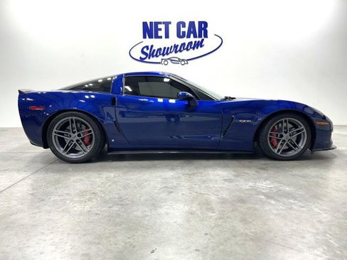 Used 2006 Chevrolet Corvette Z06 RWD image 2