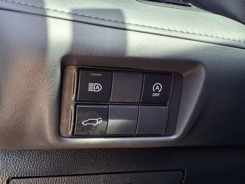 Used 2024 Toyota Highlander XSE FWD image 24