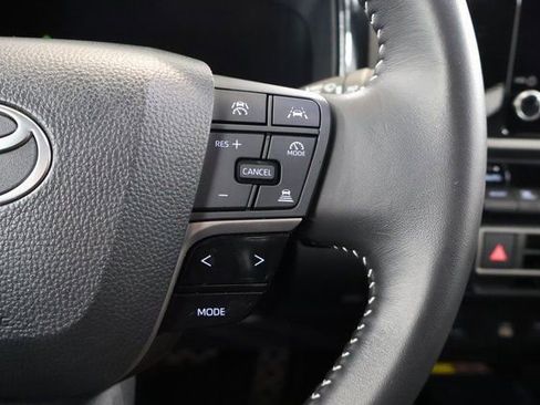 Certified 2025 Toyota Camry SE image 19