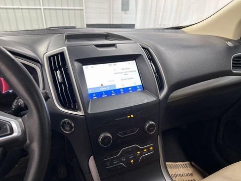 Used 2020 Ford Edge SEL w/ Convenience Package image 6
