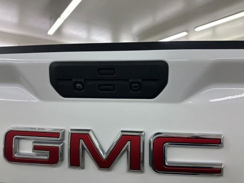 Used 2021 GMC Sierra 1500 AT4 image 15