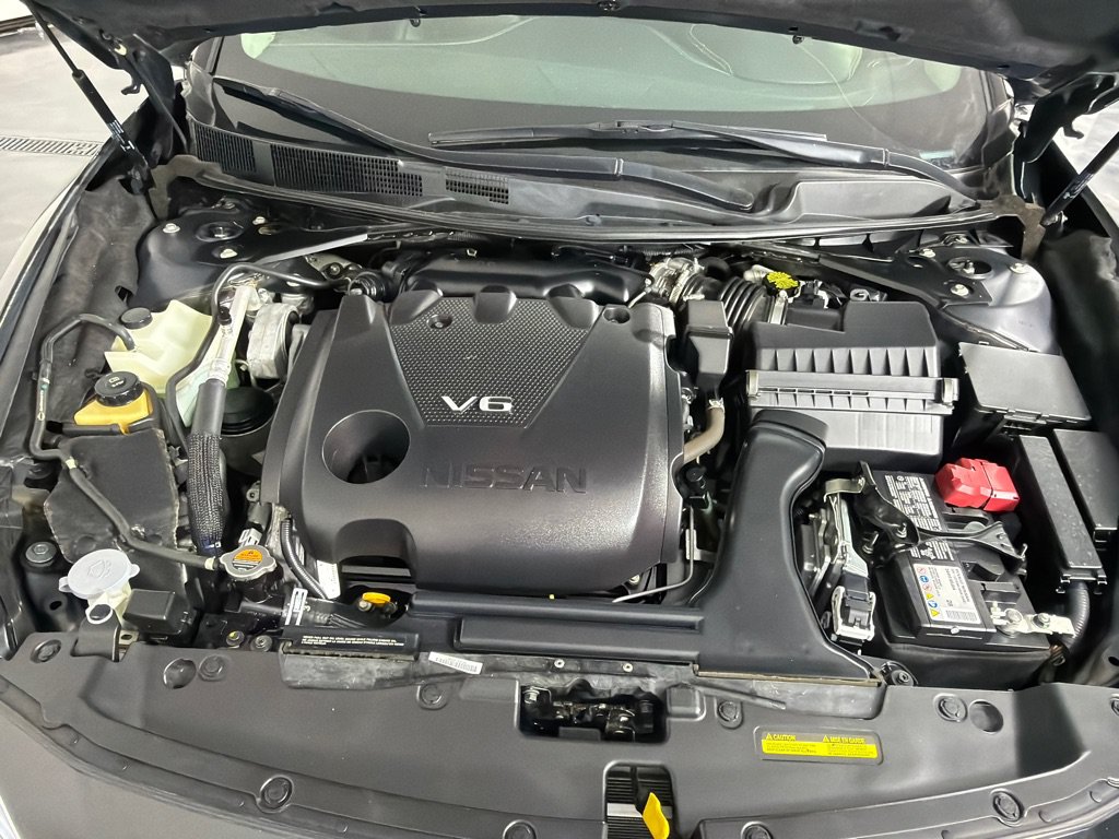 Used 2021 Nissan Maxima 3.5 SV w/ Floor Mat Group FWD image 23