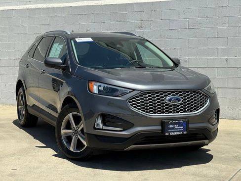 Certified 2024 Ford Edge SEL w/ Convenience Package AWD/4WD image 3