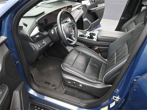 Certified 2025 Buick Enclave Avenir w/ Super Cruise Package image 9