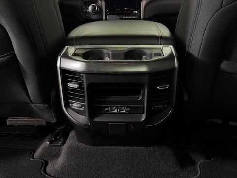 Used 2024 RAM 1500 Big Horn AWD/4WD image 31