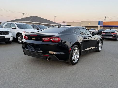 Used 2020 Chevrolet Camaro LT RWD image 6