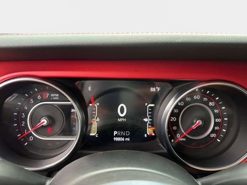 Used 2019 Jeep Wrangler Unlimited Rubicon AWD/4WD image 25