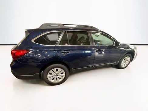 Used 2018 Subaru Outback 2.5i Premium AWD/4WD image 5