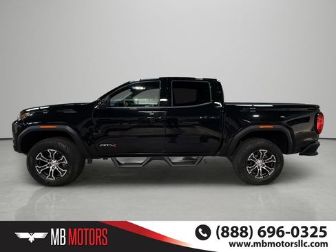 Used 2024 GMC Canyon AT4 w/ AT4 Premium Package AWD/4WD image 2