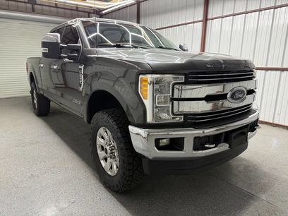 Used 2017 Ford F250 Lariat w/ Chrome Package