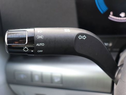 Used 2025 Hyundai Kona SEL image 19