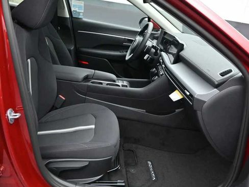 New 2026 Hyundai Sonata SEL AWD/4WD image 10