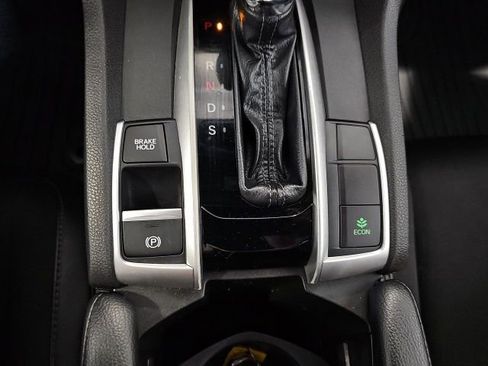 Used 2019 Honda Civic Sport image 12