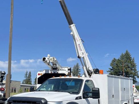 Used 2015 Ford F550 4x4 Regular Cab Super Duty image 20