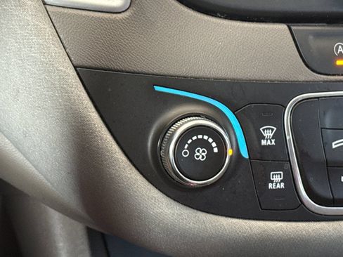Used 2020 Chevrolet Malibu LS FWD image 27