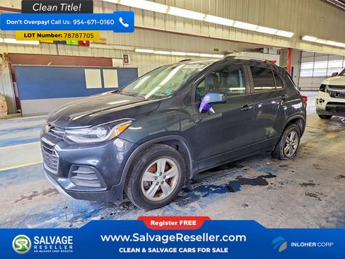 Used 2021 Chevrolet Trax LT image 1