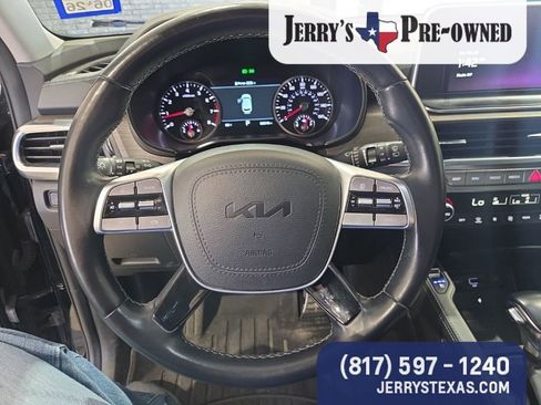 Used 2022 Kia Telluride SX w/ Nightfall Edition Package image 14