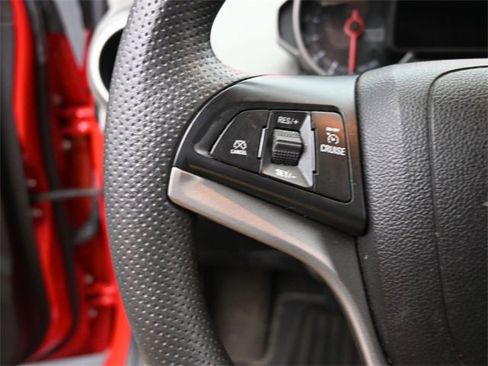 Used 2016 Chevrolet Sonic LT image 32