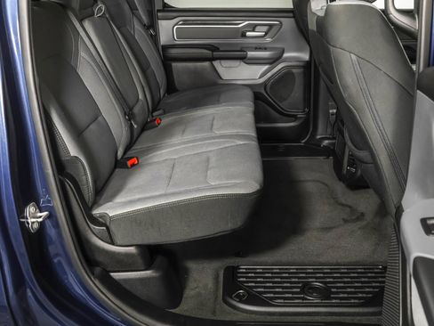 Used 2021 RAM 1500 Big Horn AWD/4WD image 41