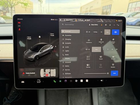 Used 2023 Tesla Model 3 Standard Range image 13