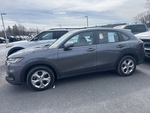 Used 2023 Honda HR-V LX image 3