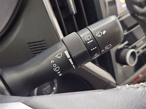 Used 2022 Subaru Forester Premium image 27