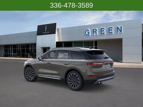 New 2026 Lincoln Corsair Reserve image 4