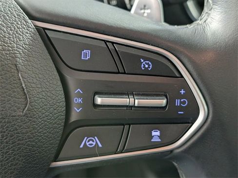 Used 2023 Hyundai Santa Fe SEL image 16