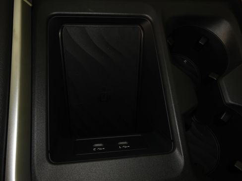 Used 2025 Nissan Armada Platinum Reserve image 36