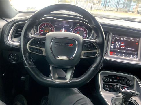 Used 2021 Dodge Challenger R/T Scat Pack image 6