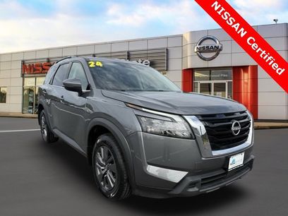 Certified 2024 Nissan Pathfinder SV