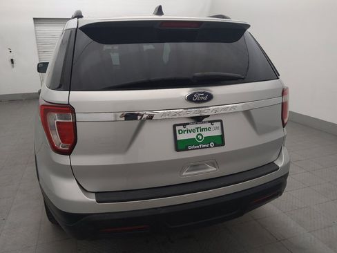 Used 2018 Ford Explorer FWD image 6